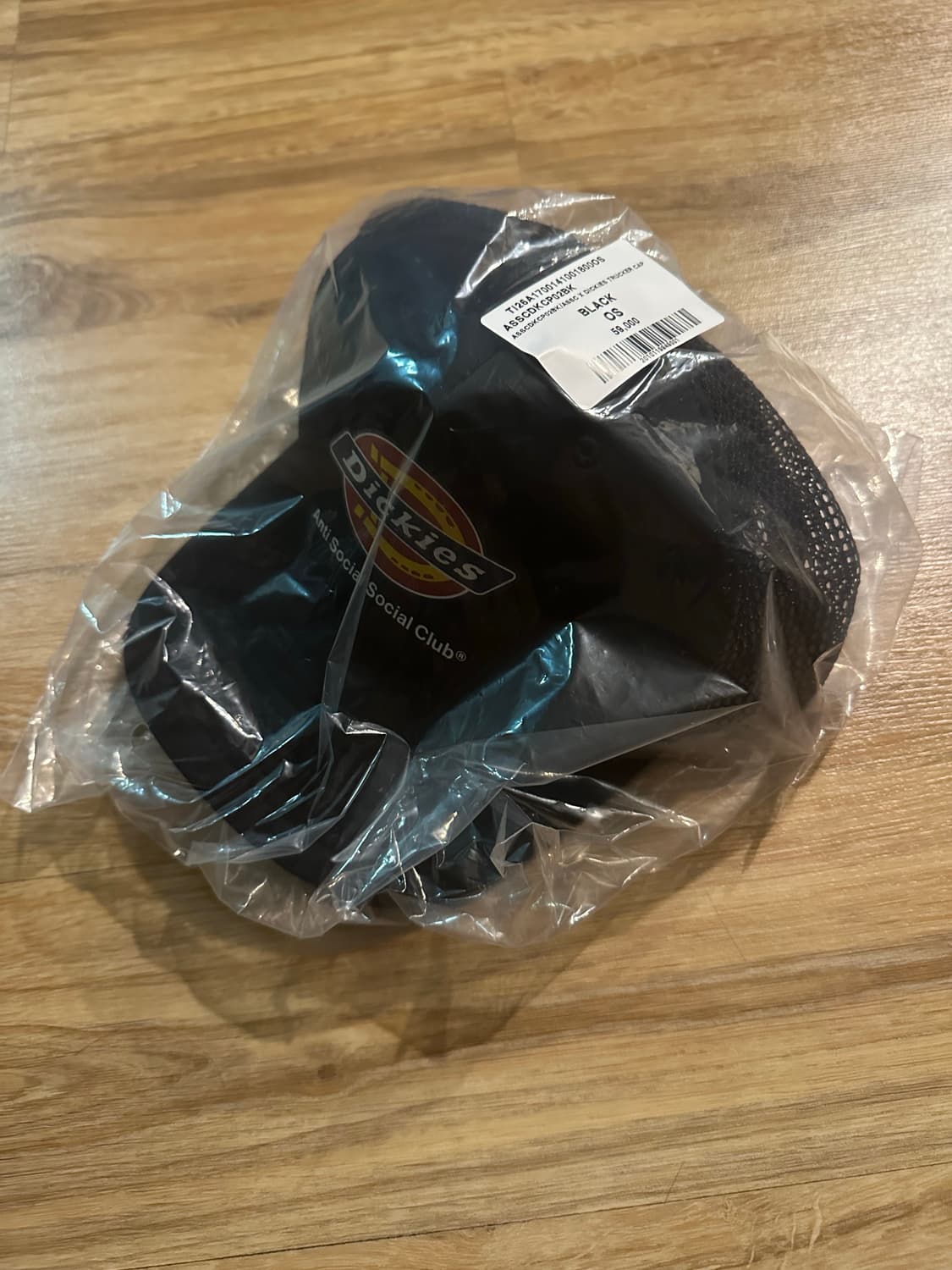 안티 소셜 소셜 클럽 x 디키즈 트러커 캡 블랙 상품이미지3