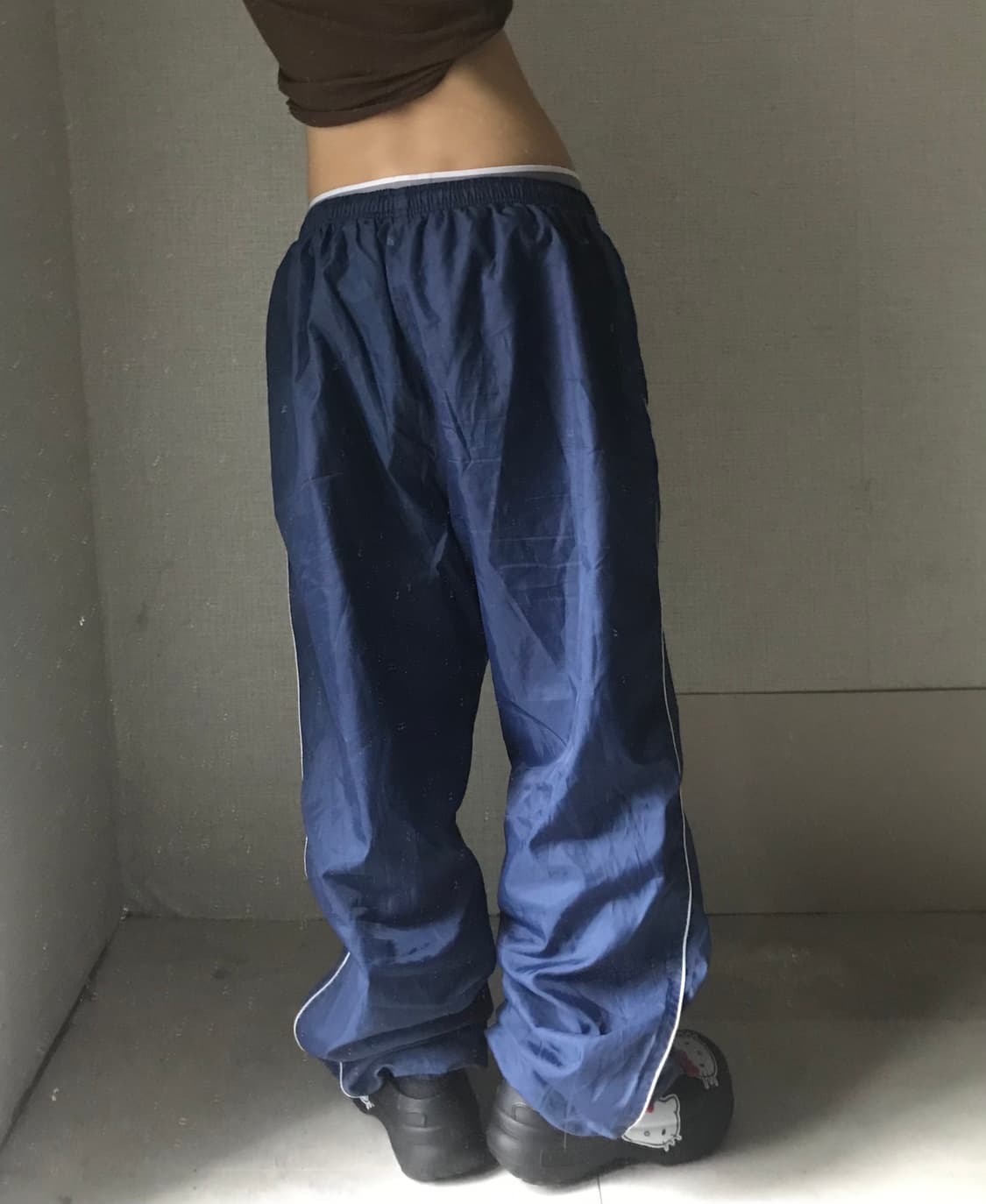 나이키 네이비 와이드핏 트레이닝 팬츠 상품이미지3