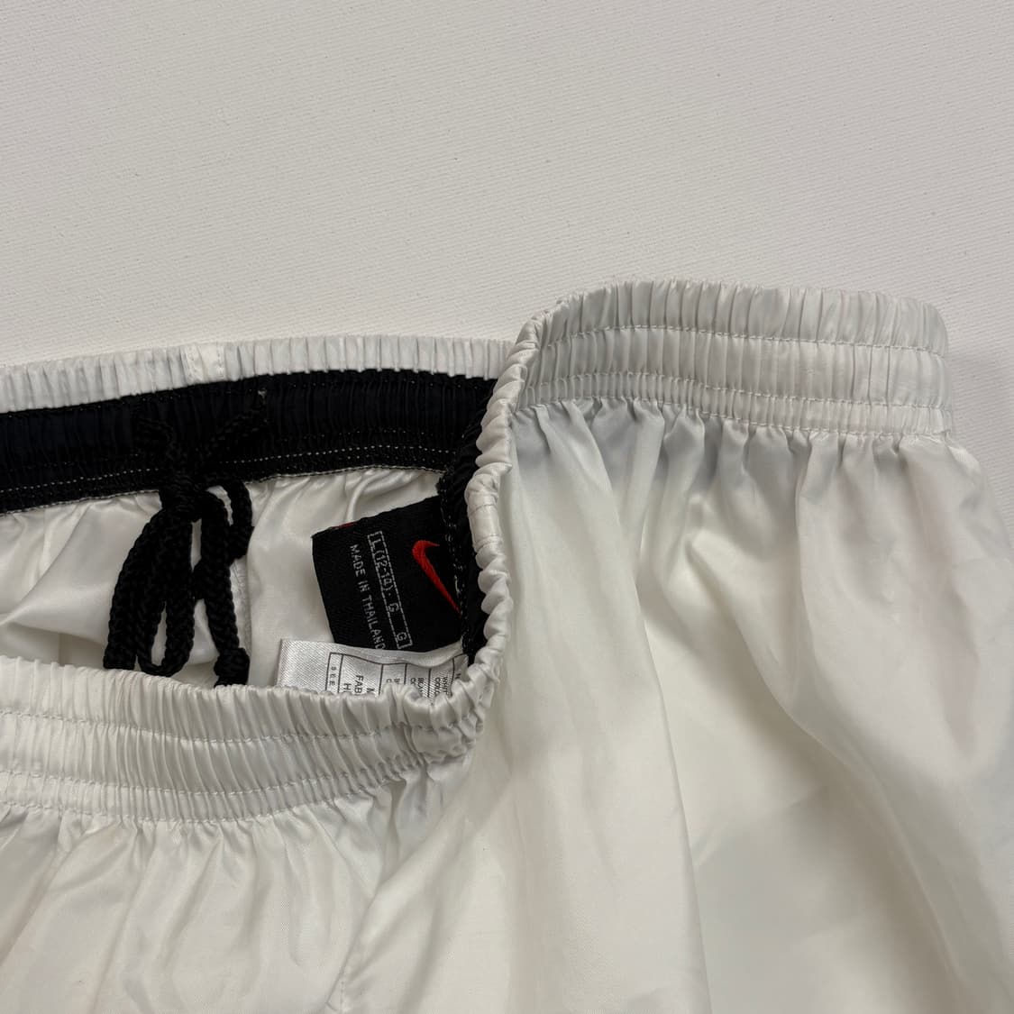[L] 90s NIKE swim shorts (white) 상품이미지3