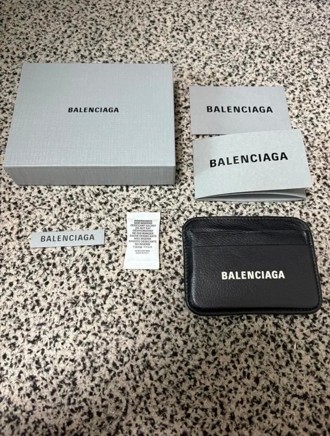 발렌시아가 그레이니 카드지갑 상품이미지1