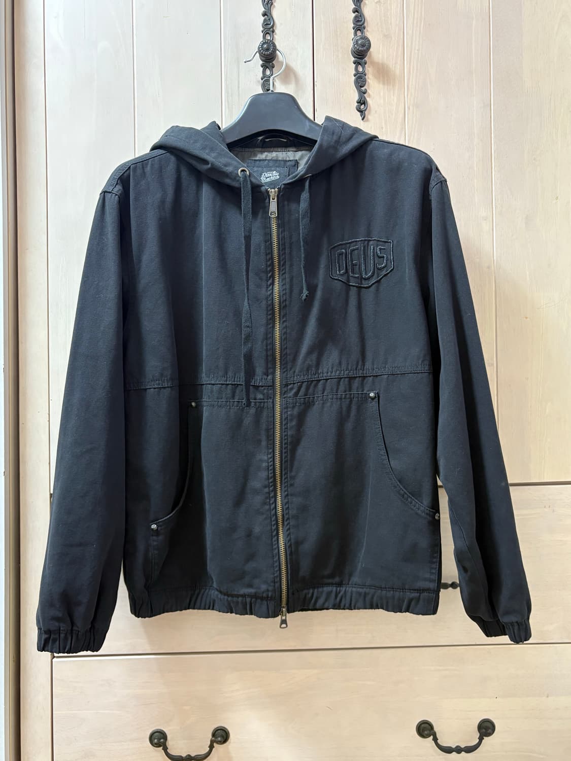 데우스 집업자켓 상품이미지1