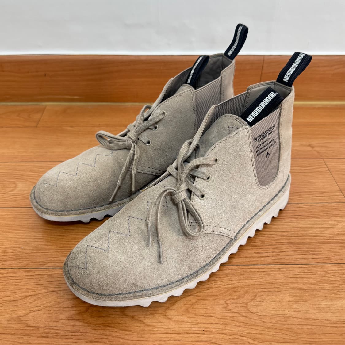 네이버후드 클락스 데저트 부츠 275 상품이미지1