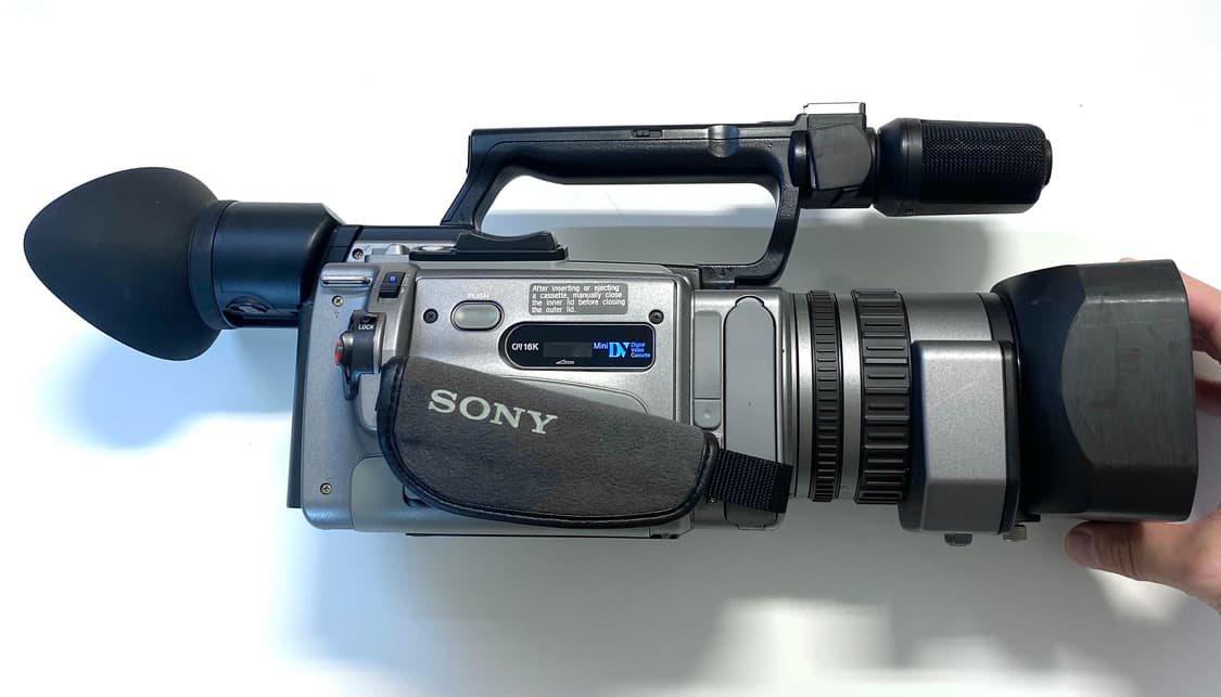 소니 DCR-VX2100 6mm 디지털 캠코더 상품이미지3