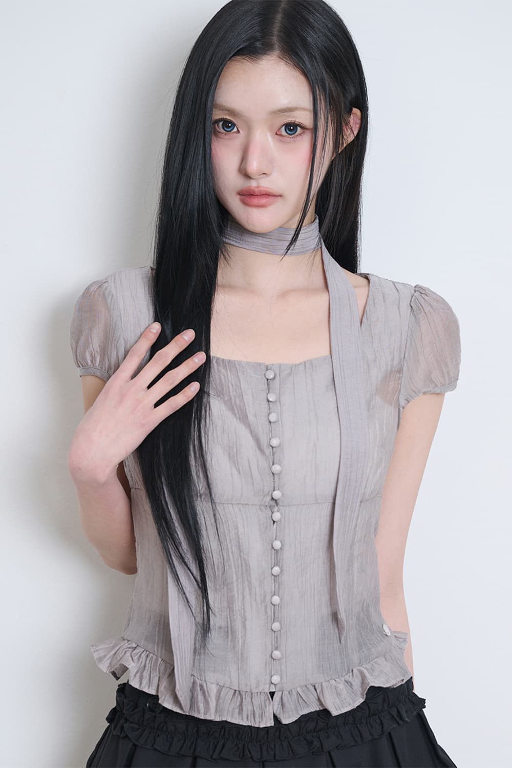 일리고 리본 타이 스퀘어넥 블라우스 그레이 상품이미지3