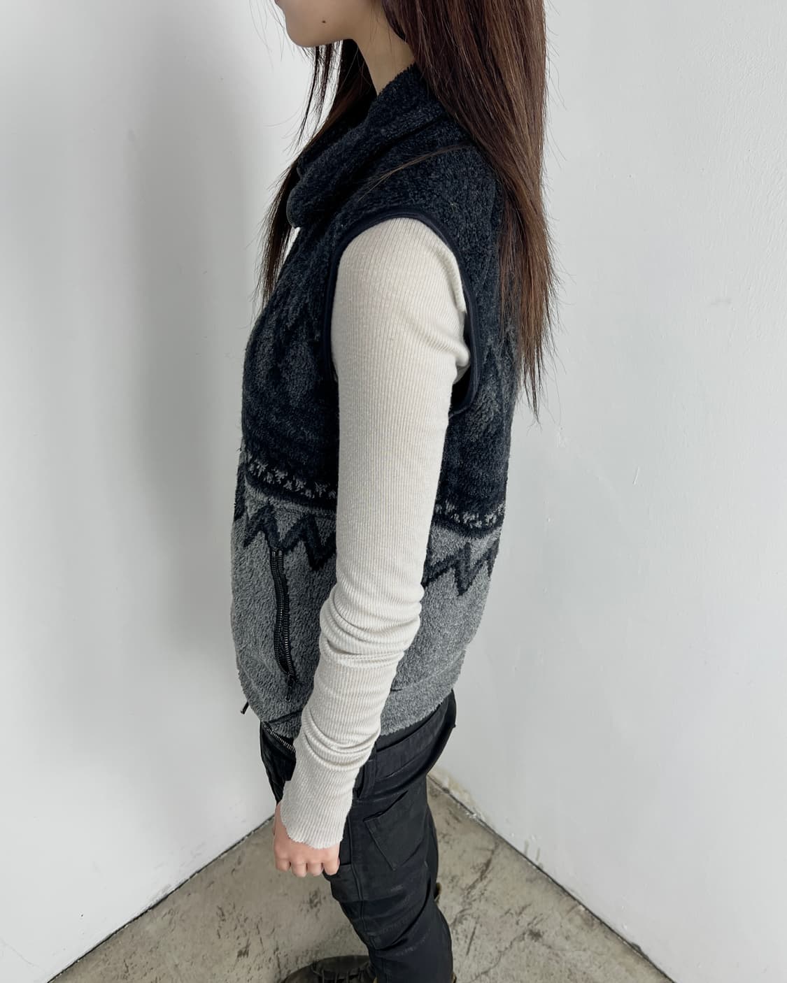 Attachment Jacquard Wool High Neck Vest 상품이미지3