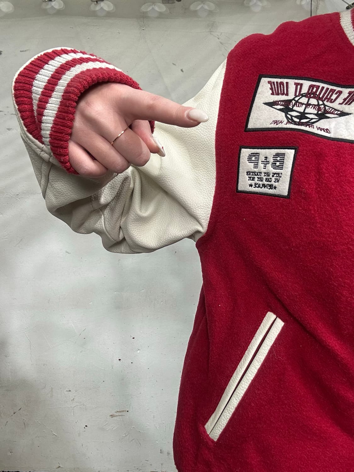 90s 일본 빈티지 BETHPLACE 레드 가죽 바시티 블루종 봄버 자켓 상품이미지4