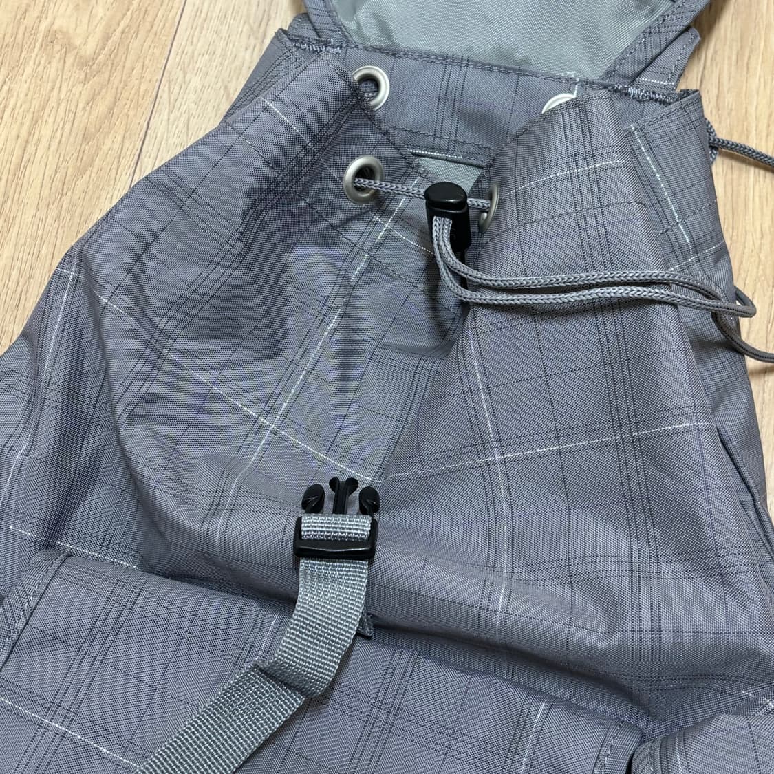 이스트보이 그레이 체크 백팩 배낭 복조리 스트링 가방 일본 모리걸 빈티지 상품이미지5