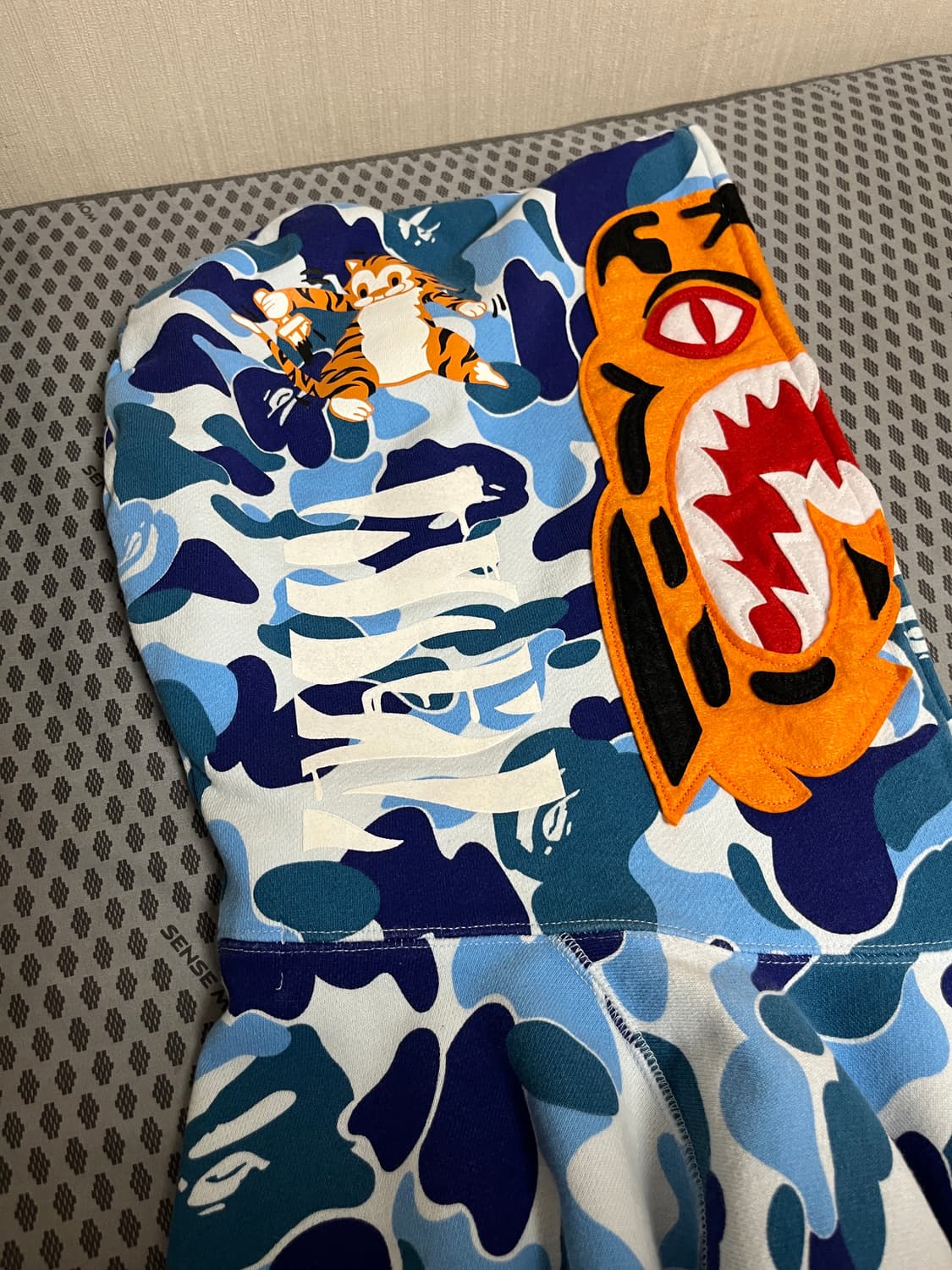 베이프 타이가 후드집업 L 상품이미지2