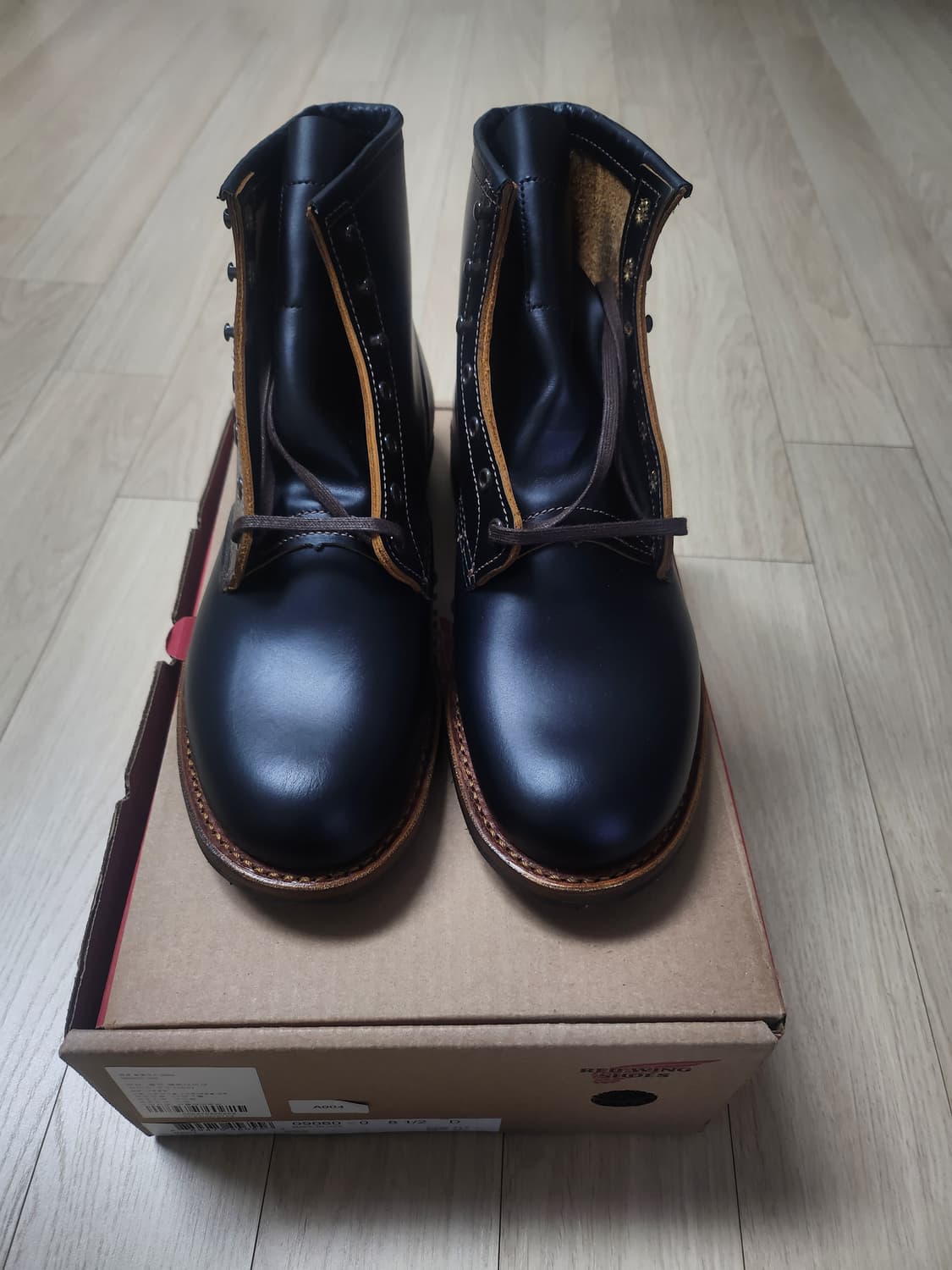 레드윙 9060  상품이미지1