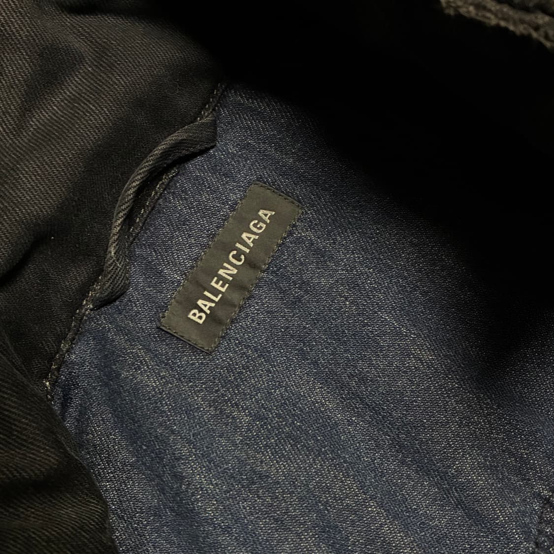[46] 발렌시아가 패디드 데님 자켓 트러커 상품이미지3