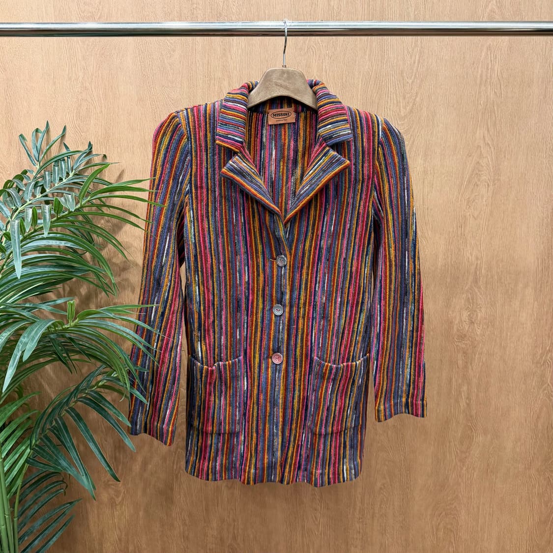 미쏘니 롱 니트 가디건 자켓 테일러드 카라 스트라이프 패턴 디테일 레드 상품이미지1