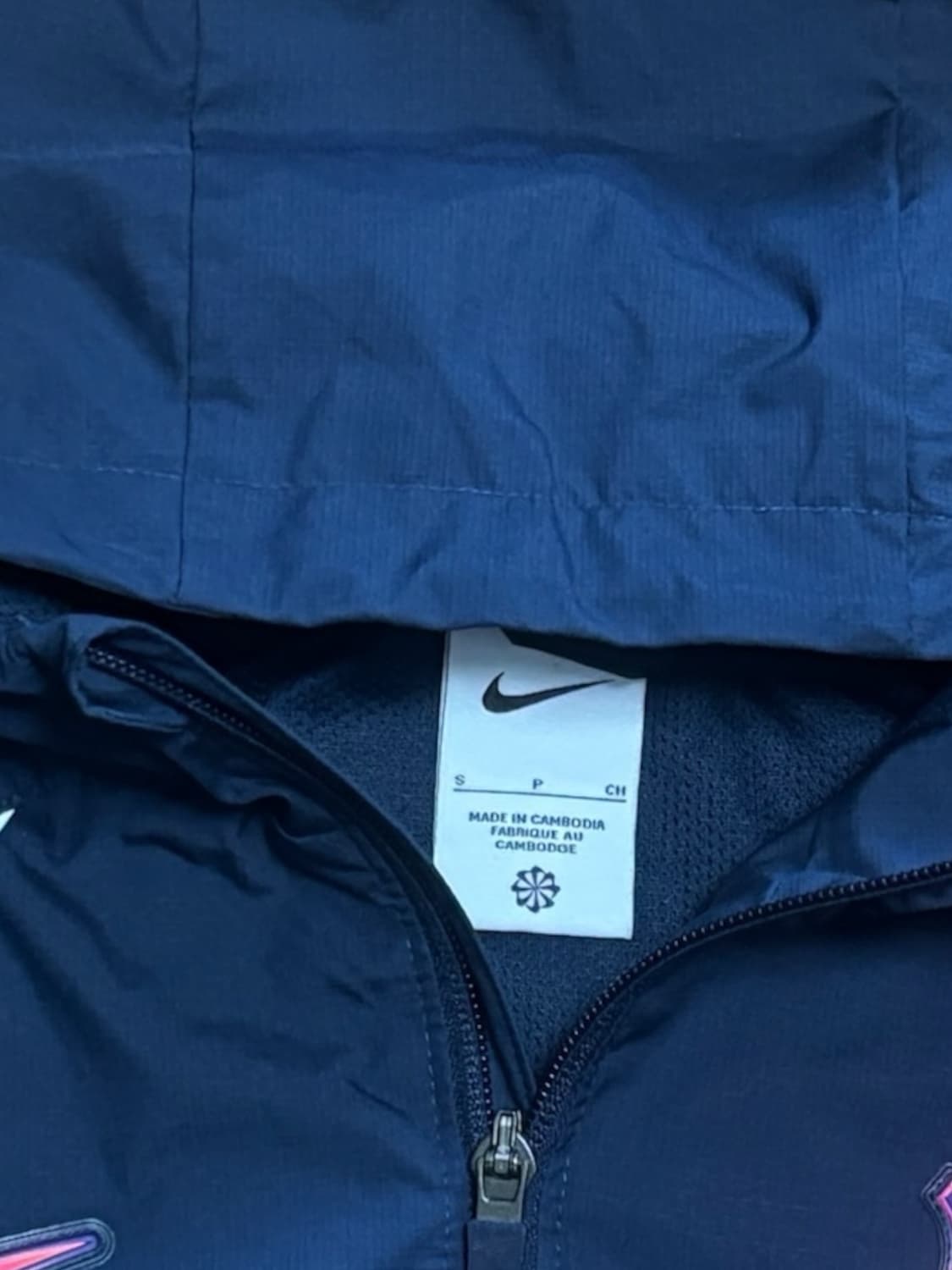 나이키 fc 바르셀로나 홀로그램 옵시디언 바람막이 상품이미지6