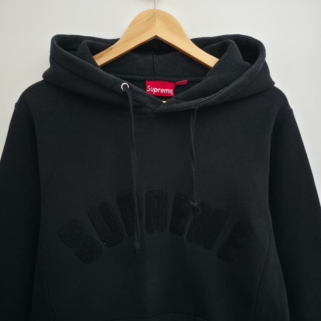 [L] 슈프림 아크로고 블랙 후드티 상품이미지2