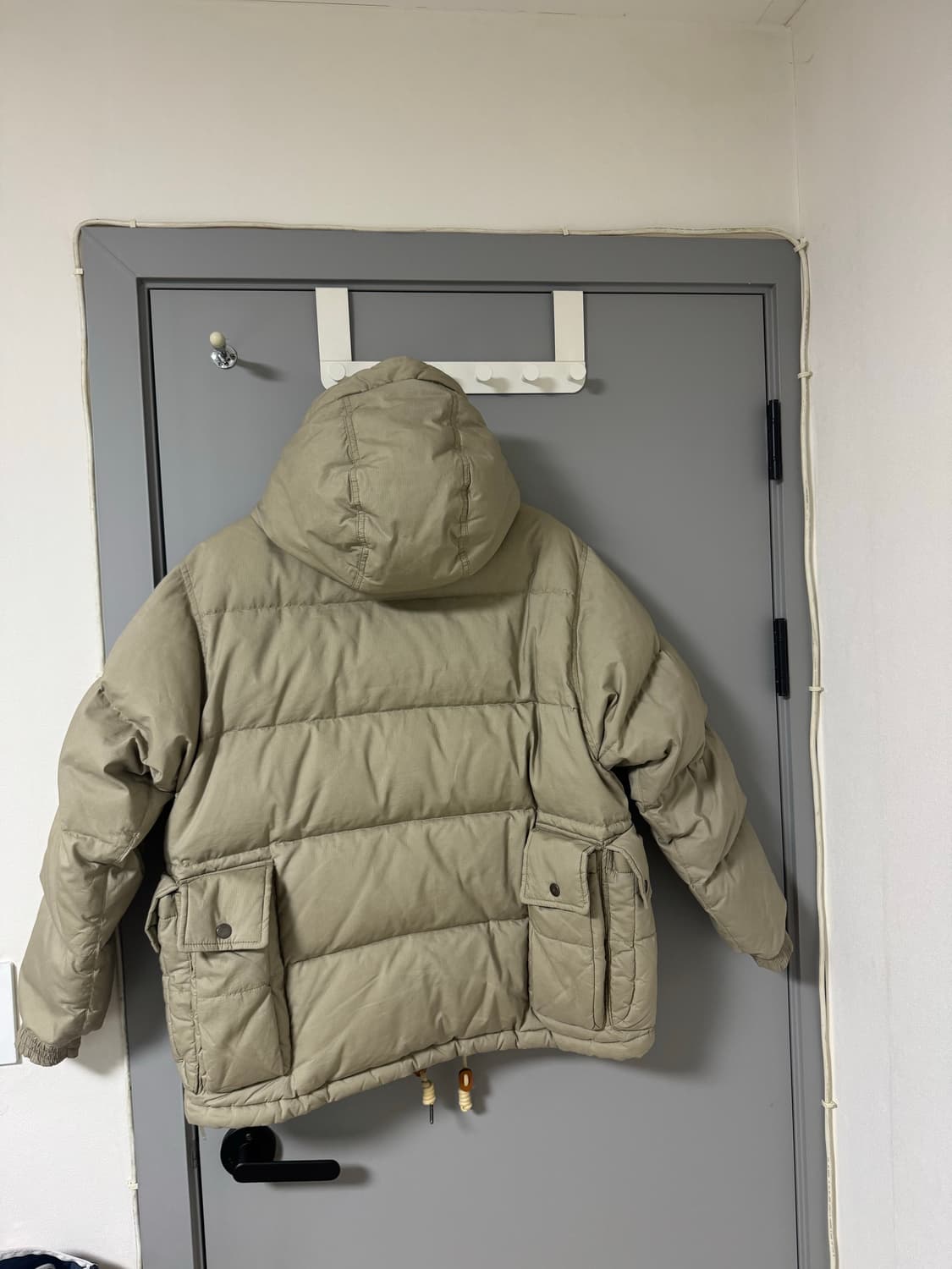 헨리코튼 ffc 왁스 구스패딩 카라코람 베이지 95 상품이미지3