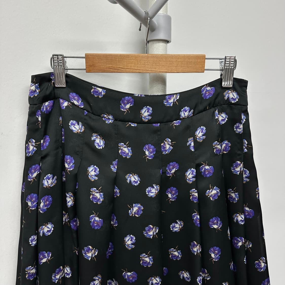 폴스미스 패턴 디자인 플레어 플리츠 스커트 상품이미지3