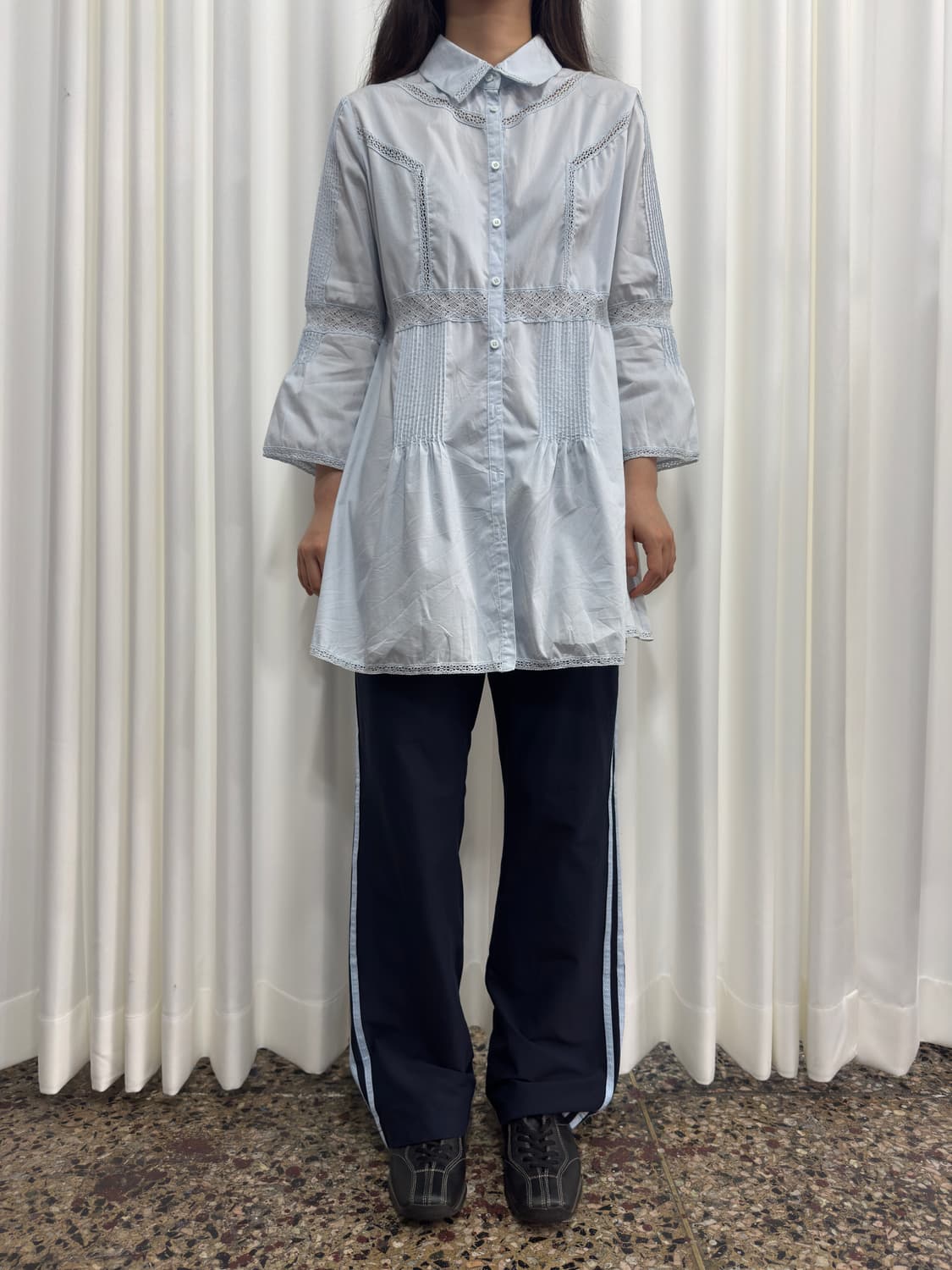 blue lace shirt 상품이미지2