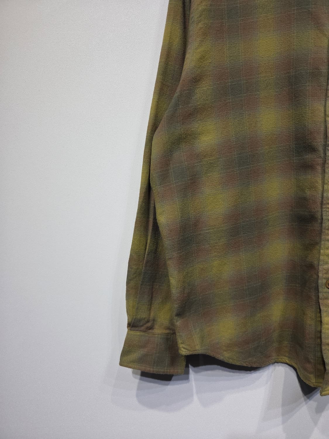 thisisneverthat 디스이즈네버댓 옴브레 체크 셔츠 상품이미지4