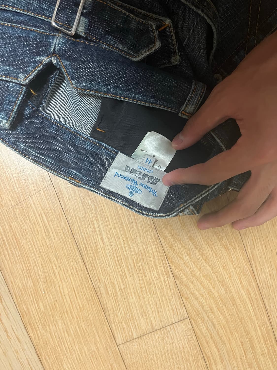 비비안 웨스트우드 비대칭 데님 상품이미지5