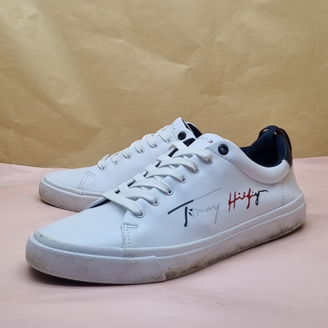 타미힐피거 시그니처레터링 남성스니커즈260  상품이미지1