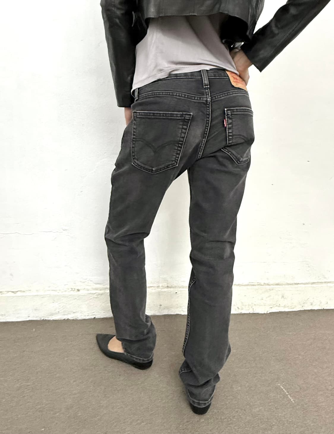 Levi’s 511 Slim Fit Denim Pants Black 상품이미지2