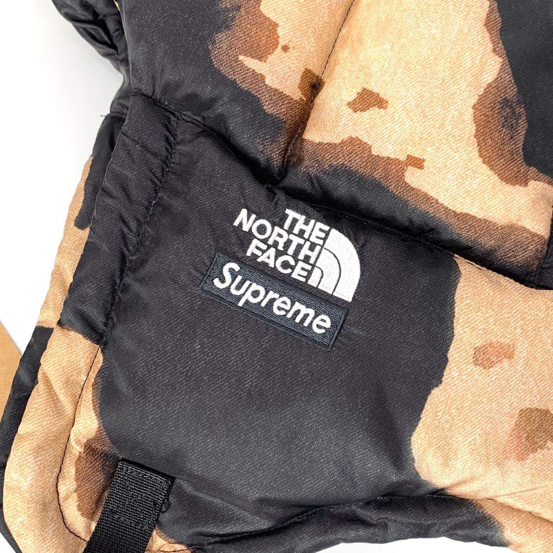 슈프림 x 노스페이스 블리치드 데님 프린트 눕시 트루퍼 햇 상품이미지5