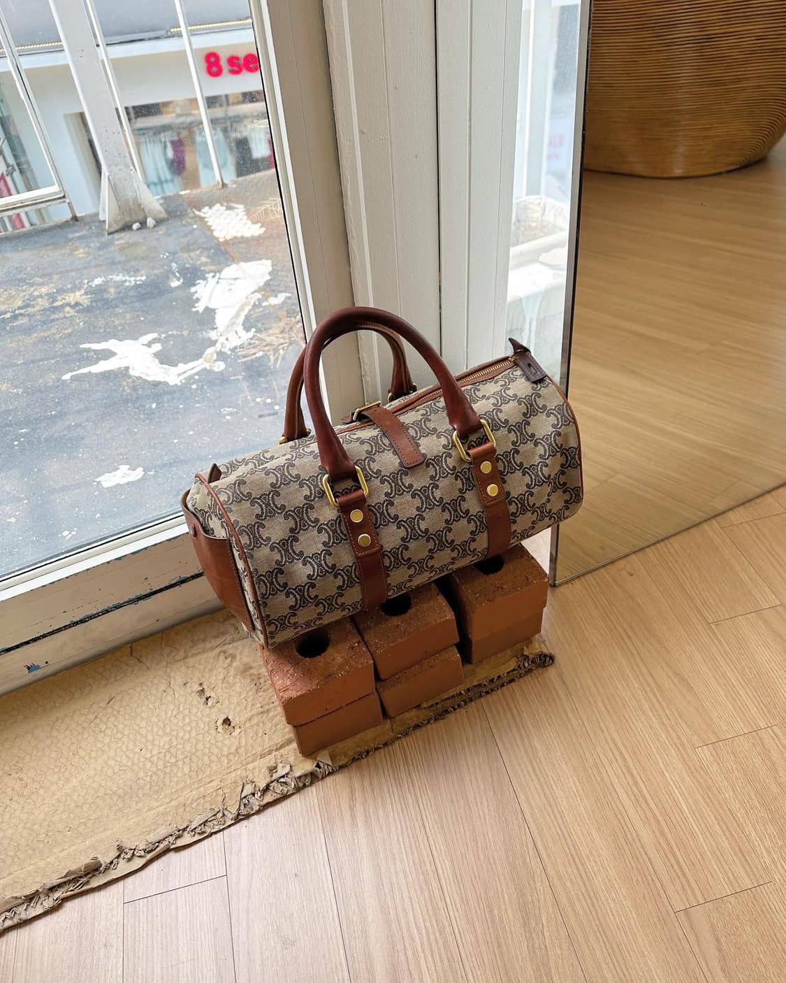 셀린느 마카담 미니 보스턴백  상품이미지2