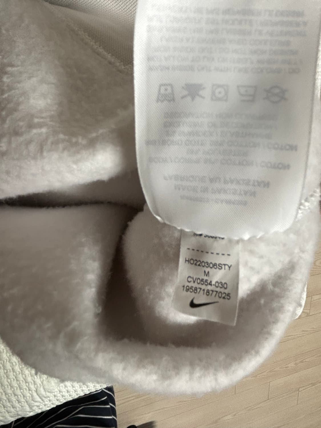 (m) 나이키 솔로 스우시 플리스 크루 본  화이트 상품이미지6