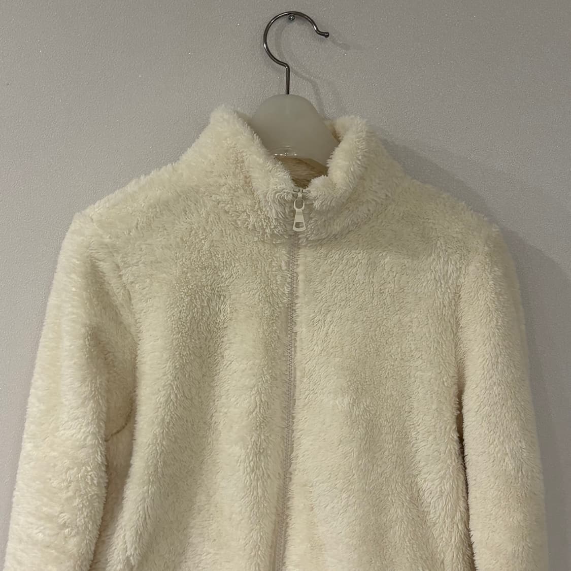 유니클로 아이보리 뽀글이 플리스 집업 S 상품이미지3