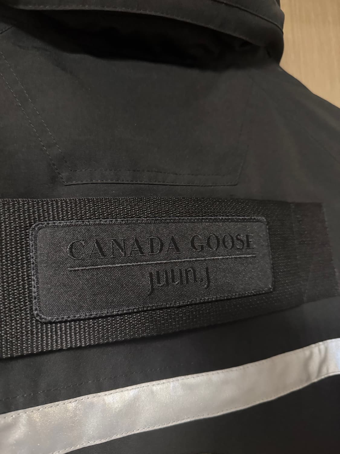 준지 캐나다구스 레졸루트 패딩 xs 상품이미지3