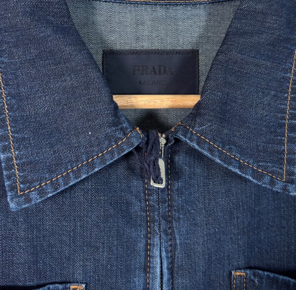[XL] 프라다 남성 라이트 데님 지퍼 크롭 청 자켓 네이비 GEB255 상품이미지7