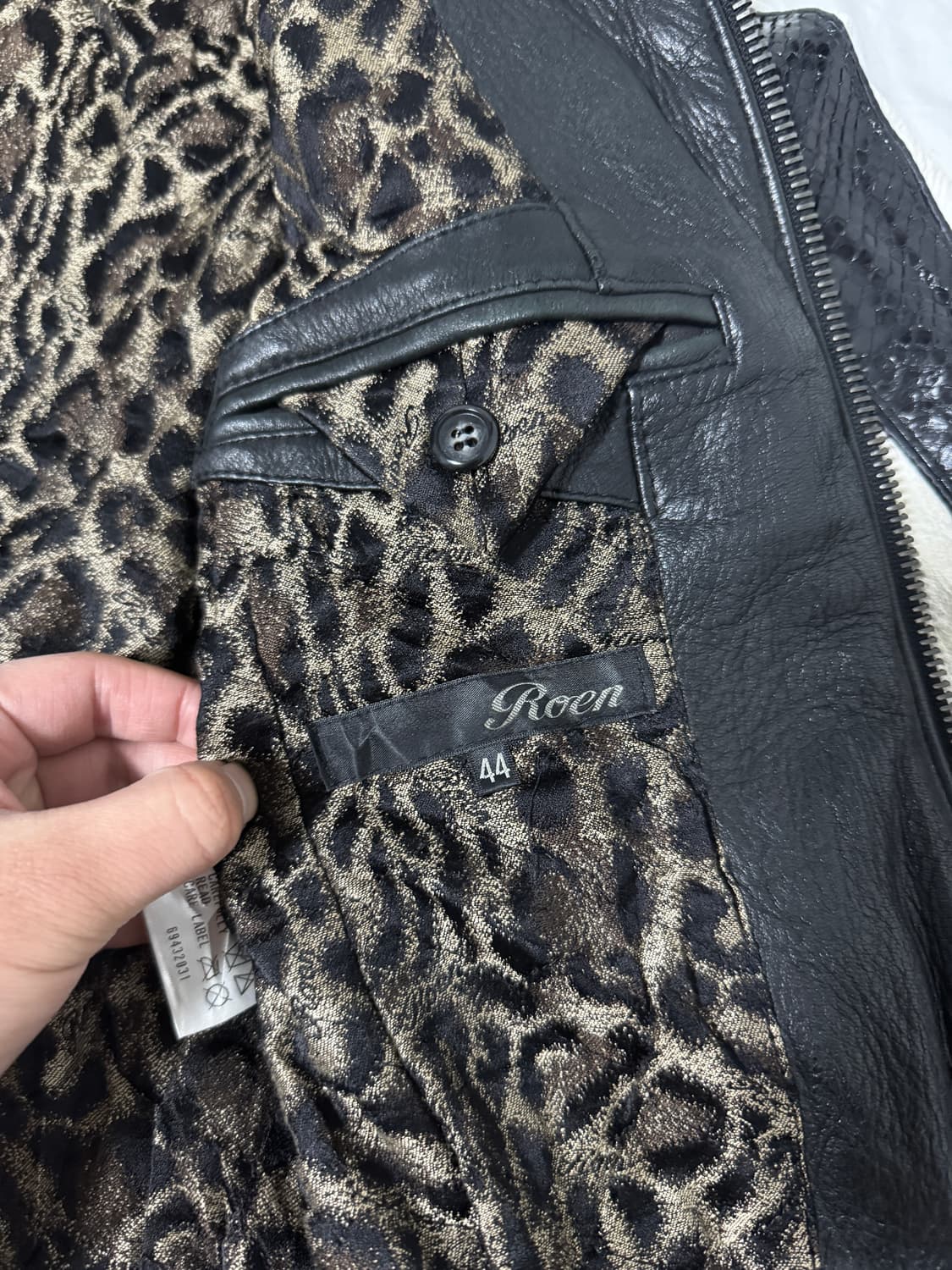 로엔 디어 스킨 스컬 자수 블루종 상품이미지8