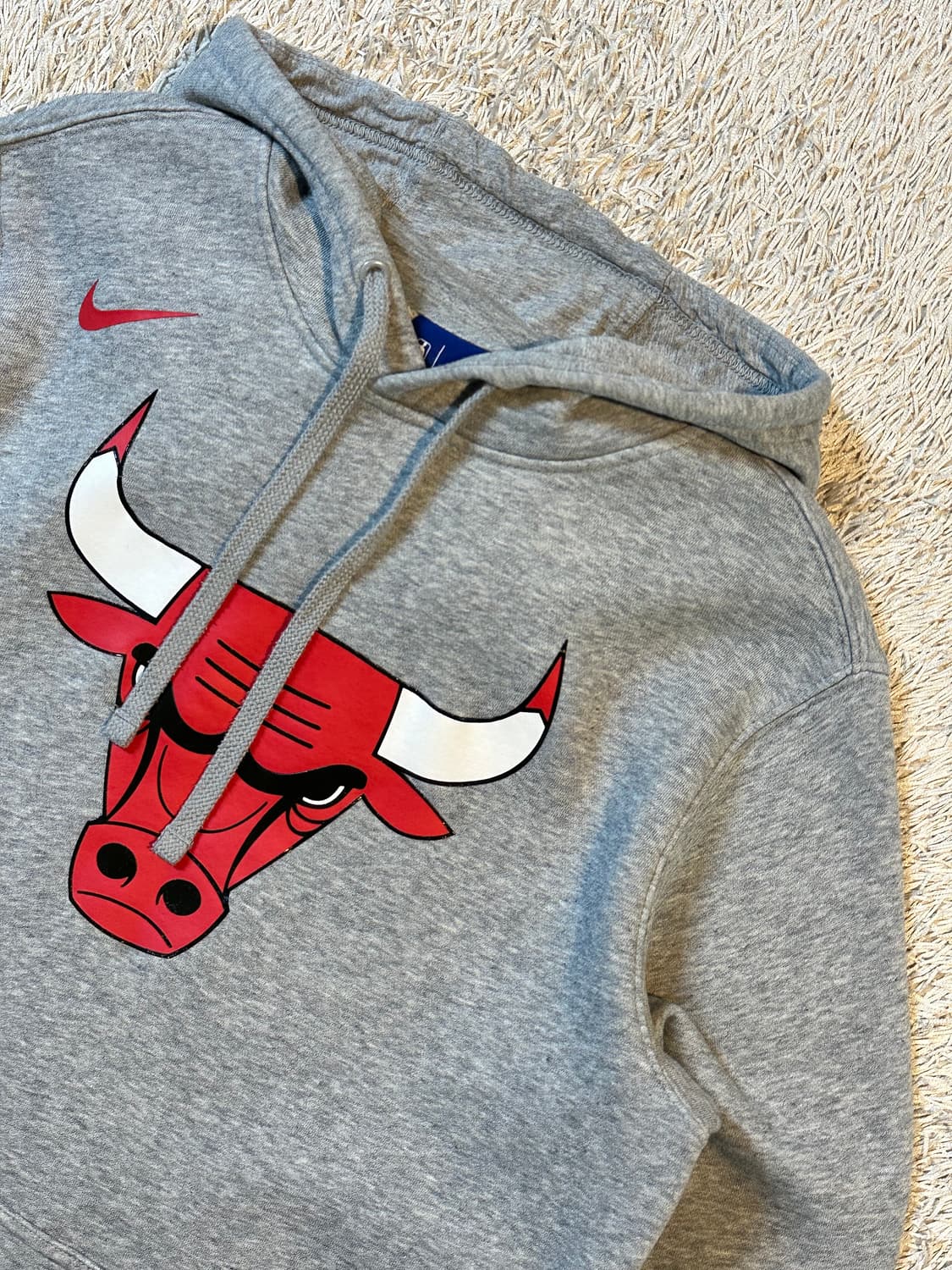 나이키 X NBA 시카고불스 후드티 그레이 상품이미지2