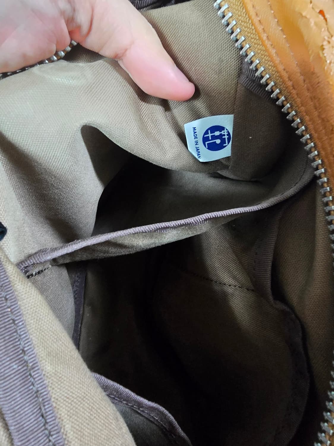 포터 프리스타일 숄더백 카멜색 판매해요 상품이미지8
