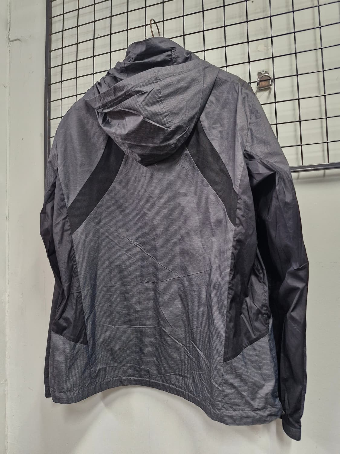 110XXL K2 후드 바람막이 자켓. 상품이미지8