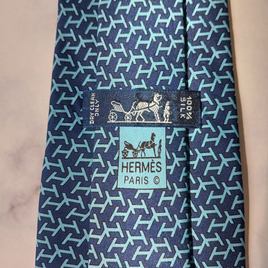 에르메스 실크 블루 H패턴 넥타이 9.4cm B등급 E752 상품이미지3