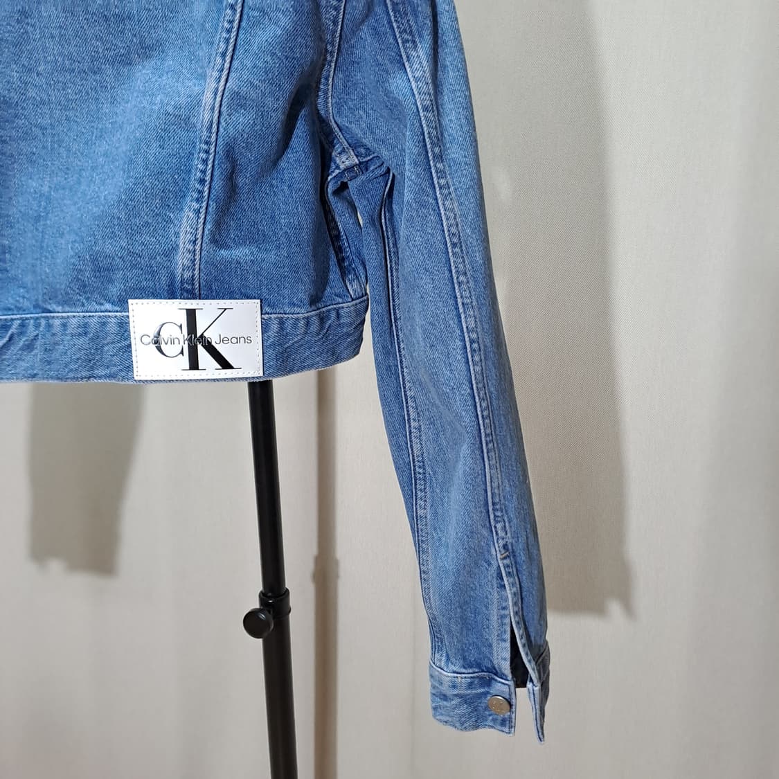 (택포) 여성 크롭 90s 데님 재킷 제니 장원영 착용 XS B505 상품이미지6