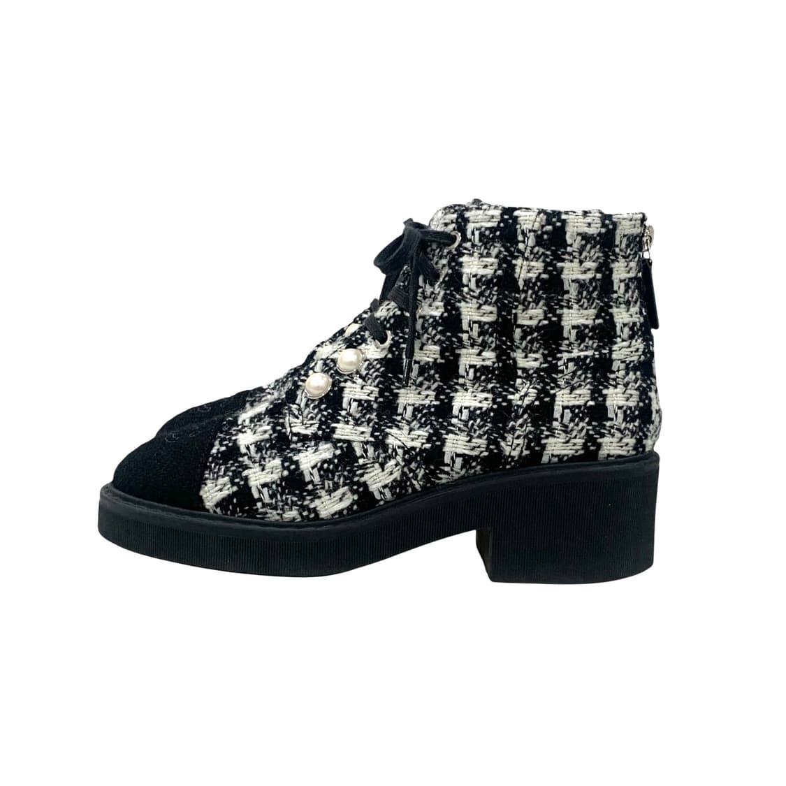 샤넬 트위드 진주 레이스업 앵클 부츠 상품이미지3