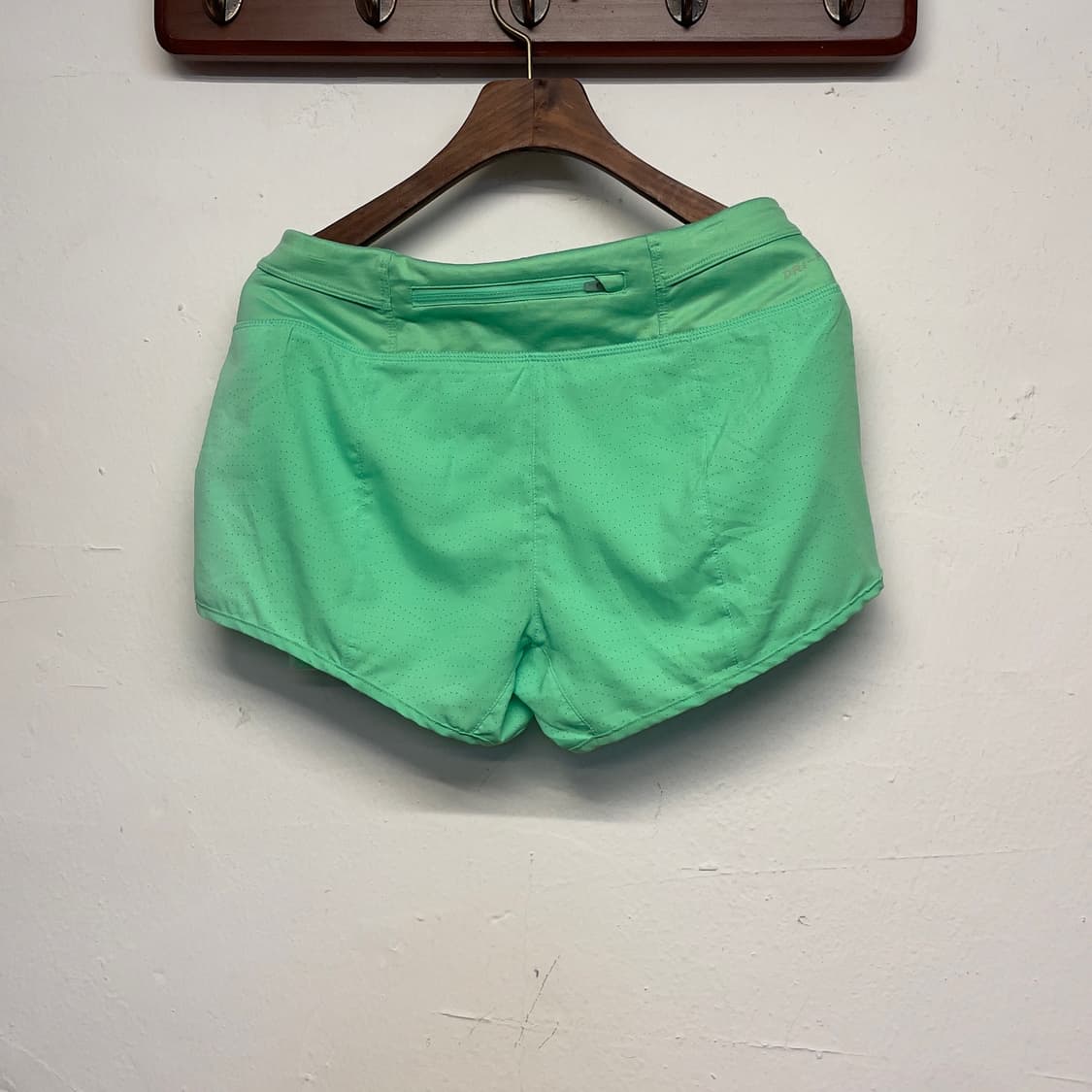 나이키 (우먼) 러닝 그린 형광 레깅스 쇼츠  상품이미지3