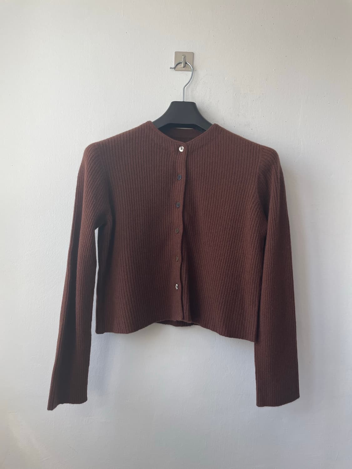샵오눅(shoponuk) 크롭 가디건 브라운 새상품(내용필) 상품이미지1