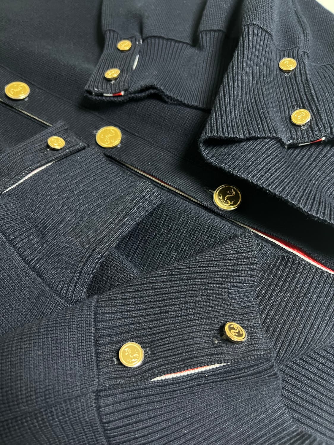 [정품] 4 톰브라운 밀라노스티치 금장 가디건 네이비 상품이미지2