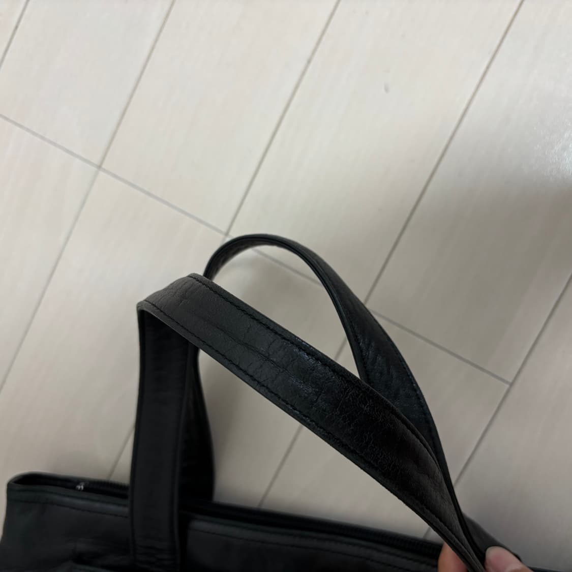 이세이미야케 레더 토트백 상품이미지7