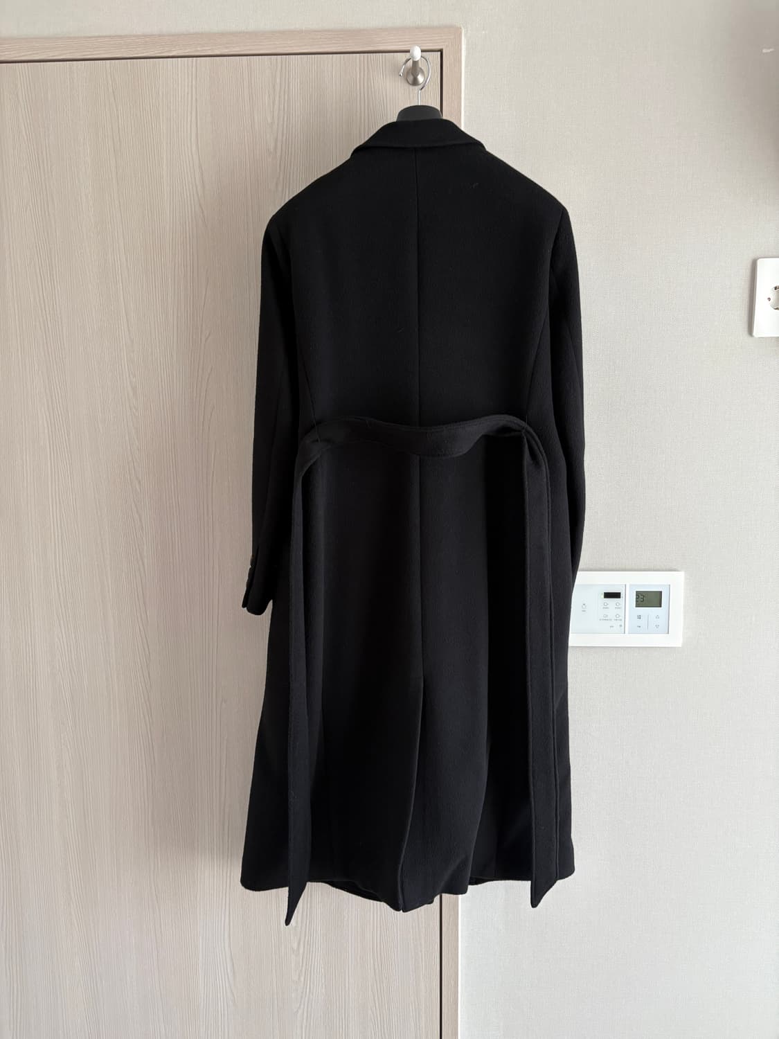 파사드패턴 캐시미어 벨티드 코트 블랙 상품이미지2