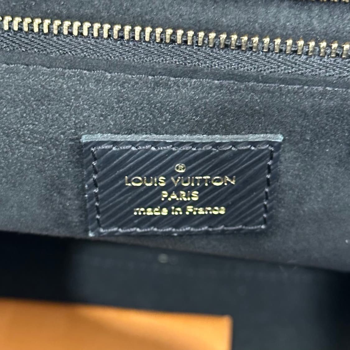 루이비통 트위스트 금장 탑핸들 크로스 숄더백 상품이미지6