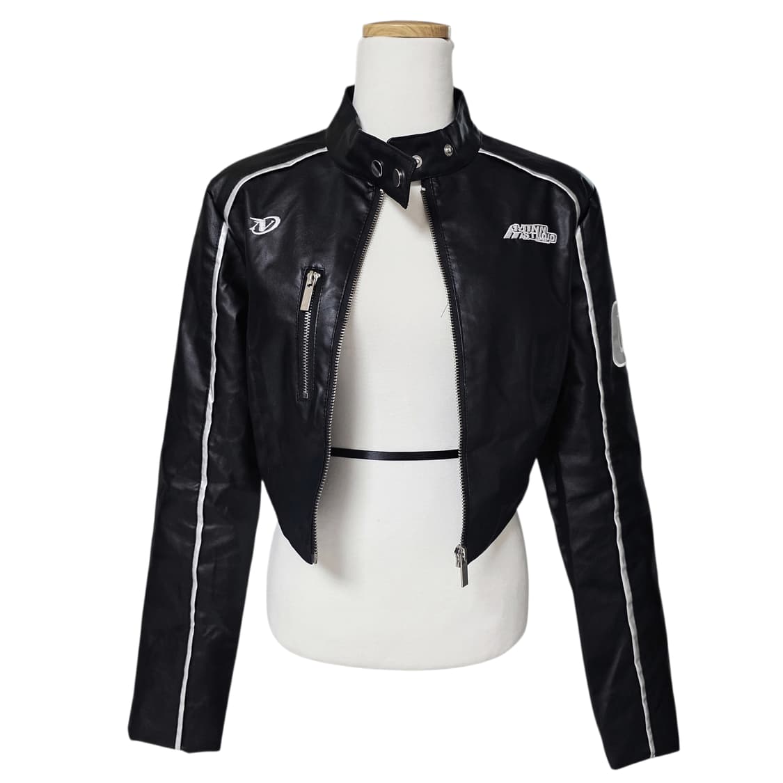 새상품) Puppy 크롭 라이더 자켓 상품이미지1