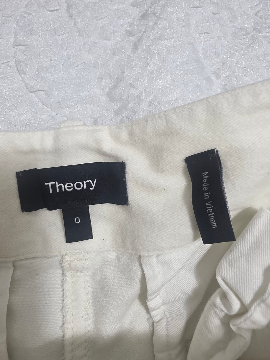 띠어리 Theory 24년 여성 크롭 와이드 팬츠 0사이즈 25-26 상품이미지3