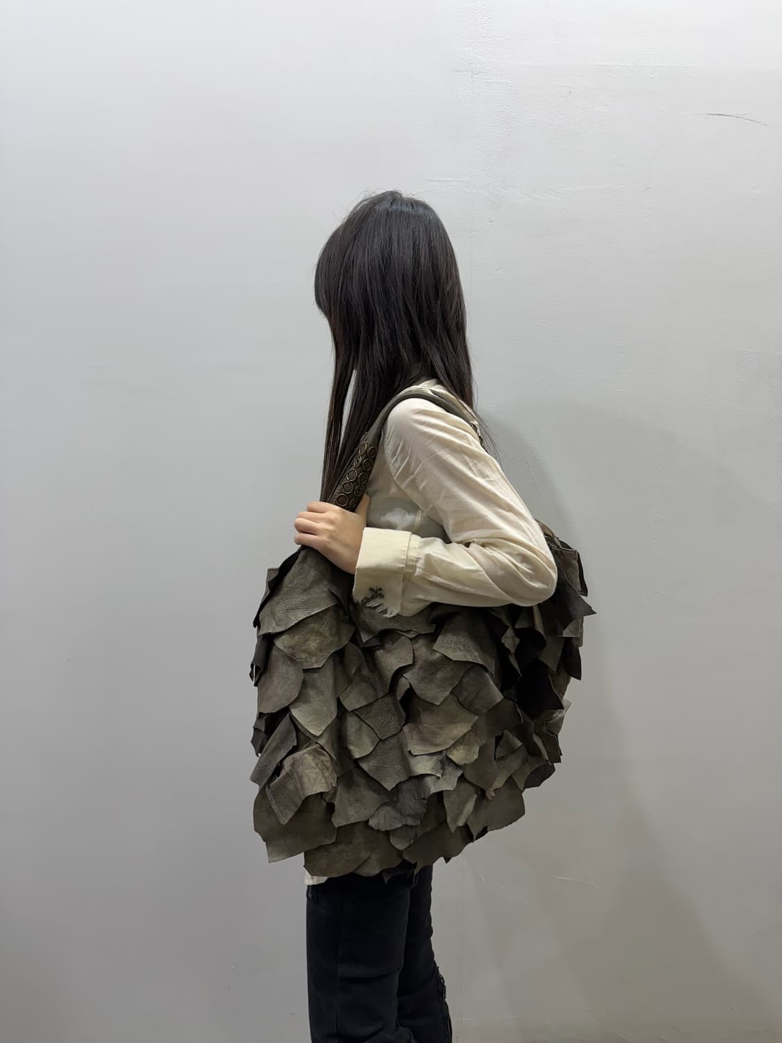 리얼레더 디테일 숄더백 상품이미지2