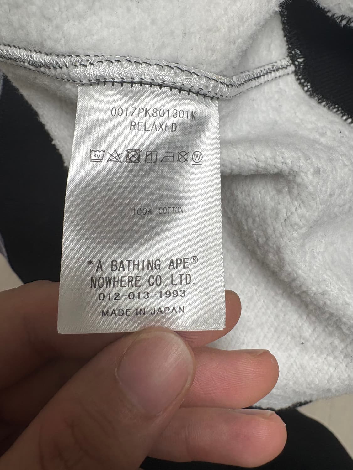 [XL] 새상품급 베이프 플로럴 샤크 후드집업 판매합니다 상품이미지5