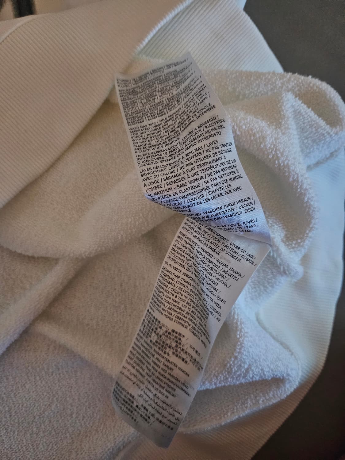 [거의 새것] MM6 메종 마르지엘라 넘버링 니트 맨투맨 티셔츠 M 상품이미지6