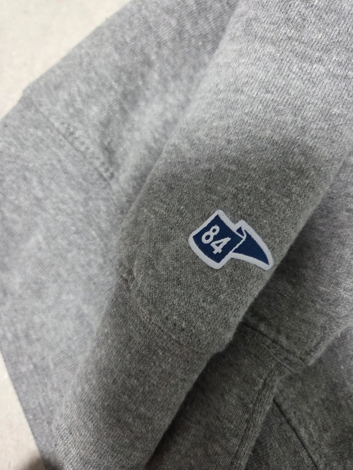 하버드 대학교 자수 로고 기모 후드 집업 상품이미지2