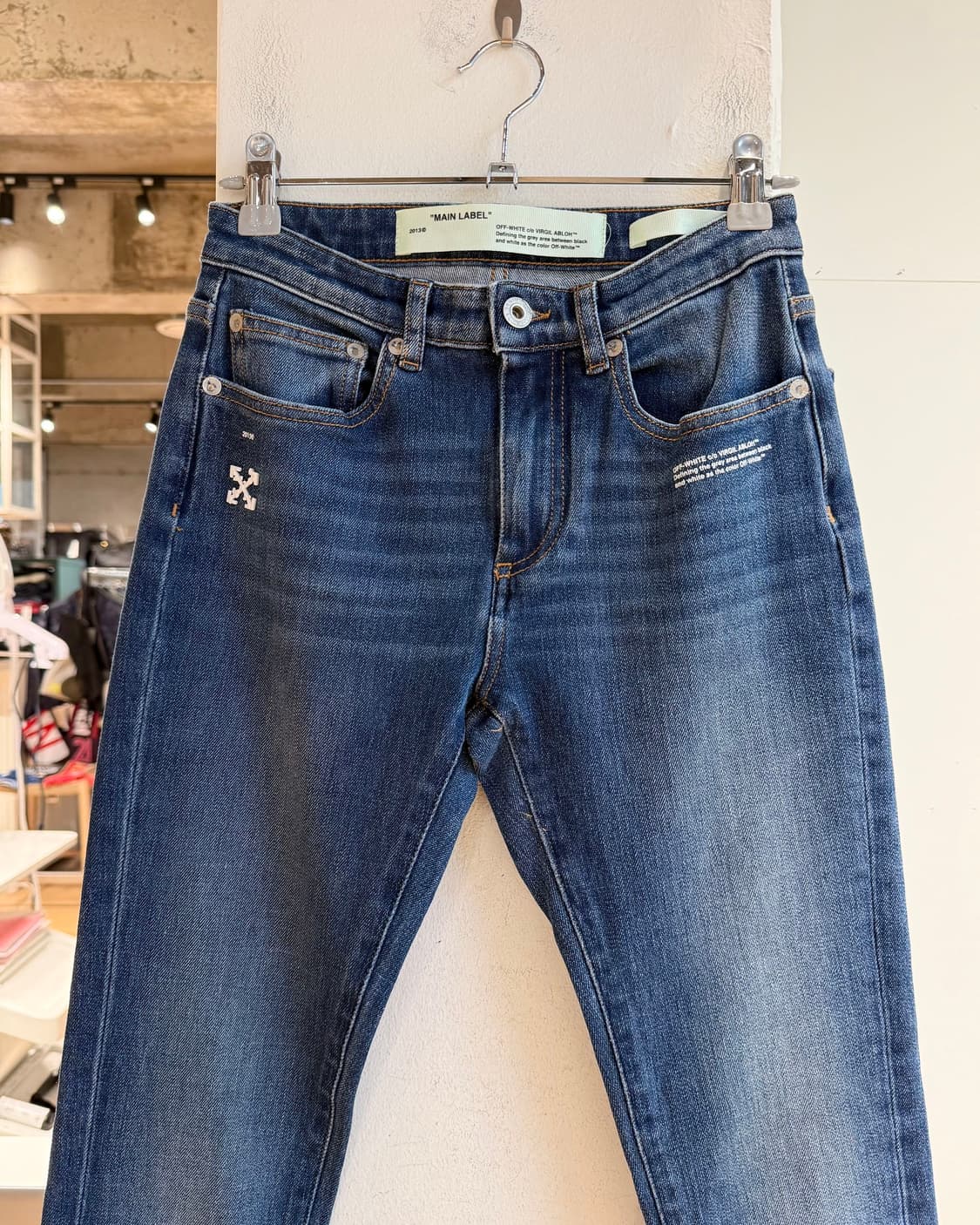 오프화이트 데님 스트레치 스키니 팬츠  상품이미지3